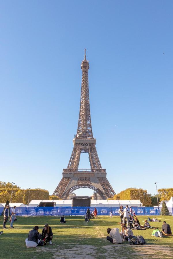 Suite Raphael Tour Eiffel Paris Exteriör bild